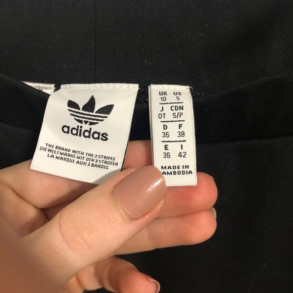 Black High Rise Adidas Trefoil legging - Picture 7 of 9